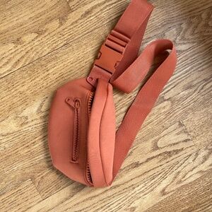 Fanny pack/Crossbody bag - some wear but overall good condition